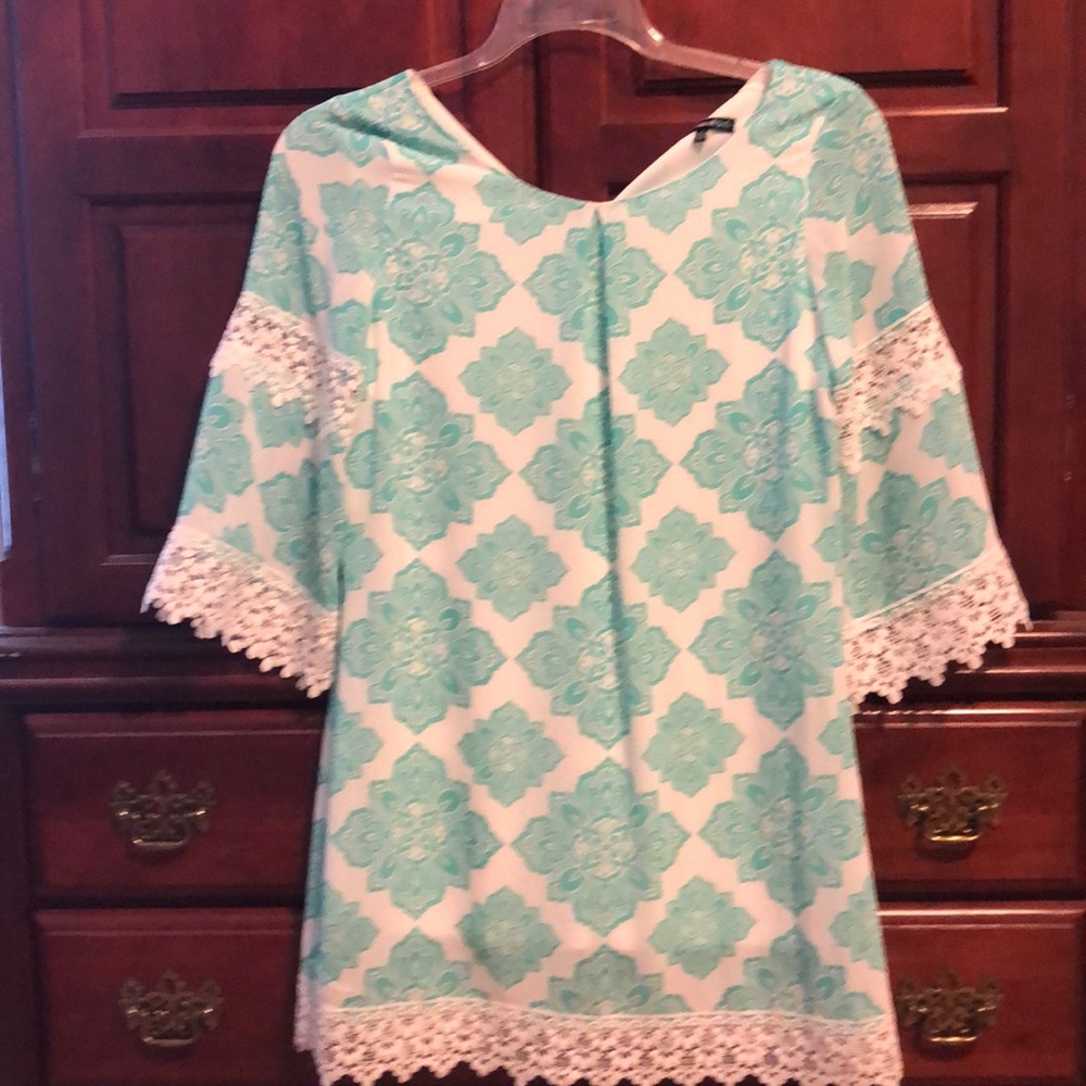 Girls dress